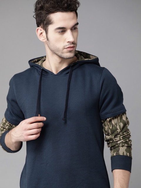 

Roadster Men Navy Blue Solid Hooded Sweatshirt