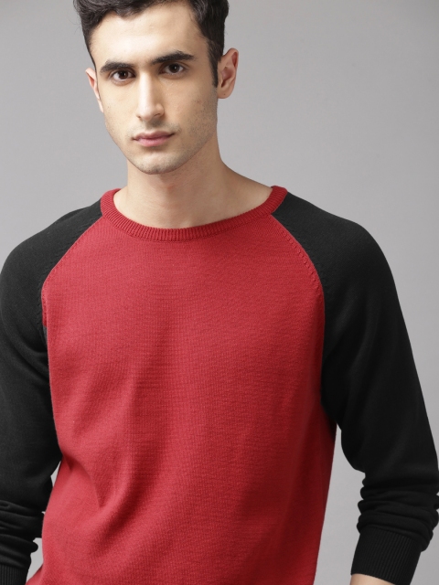 

Roadster Men Red Solid Pullover