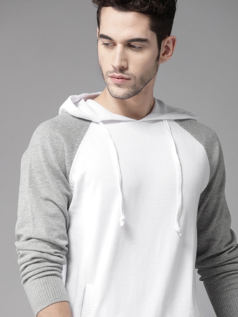 

Roadster Men White Solid Hooded Pullover Sweater