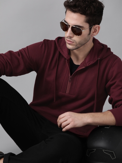 

Roadster Men Maroon Solid Hooded Sweatshirt