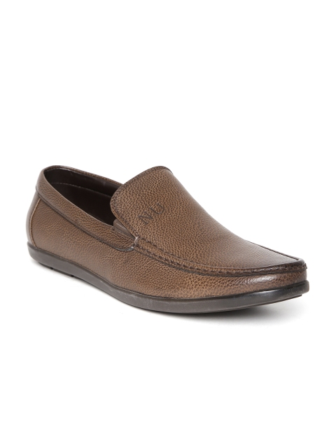 

Numero Uno Men Coffee Brown Textured Loafers