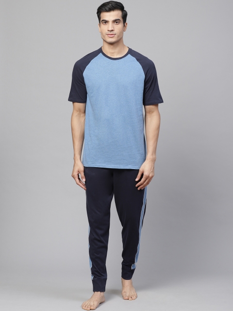 

Marks & Spencer Men Blue Solid Night suit