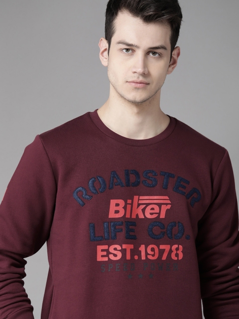 

Roadster Men Burgundy Applique Detail Sweatshirt