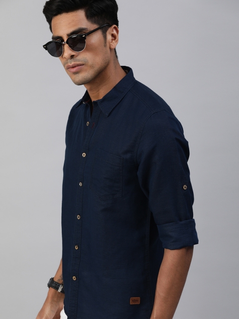 

Roadster Men Navy Blue Linen Regular Fit Solid Casual Shirt