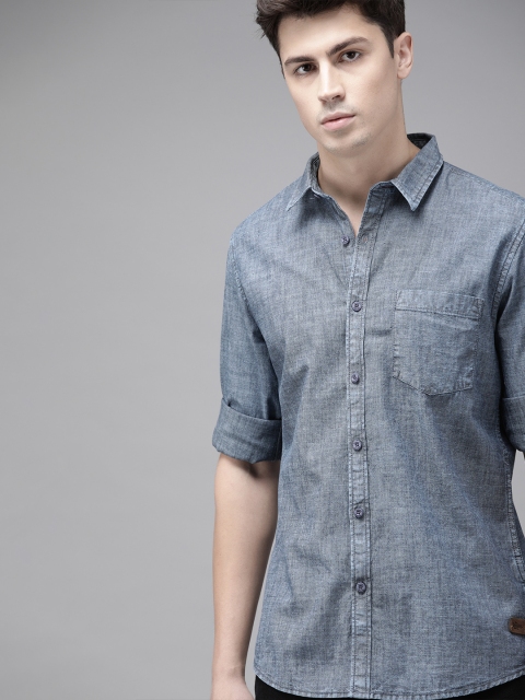 

Roadster Men Blue Regular Fit Faded Casual Denim Shirt