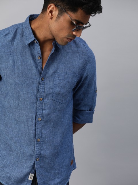 

Roadster Men Blue Regular Fit Solid Casual Linen Shirt