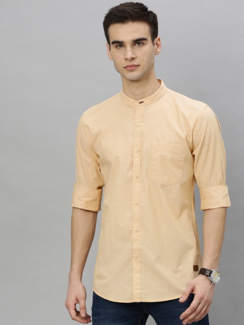 

Roadster Men Cream-Coloured Regular Fit Solid Casual Shirt