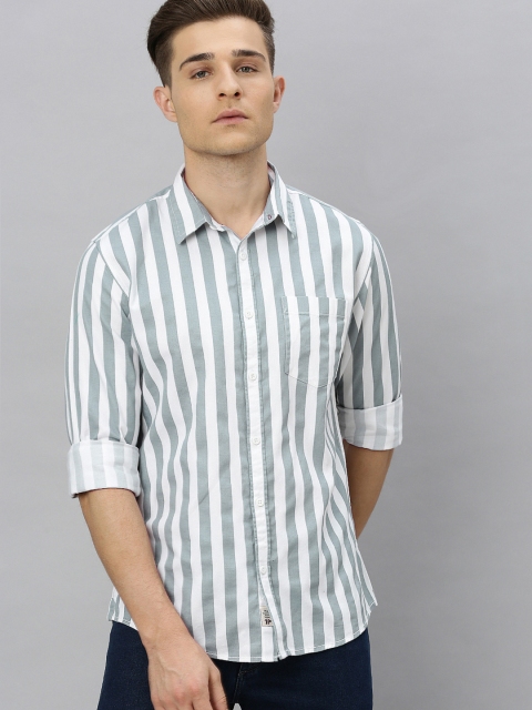 

Roadster Men White & Grey Regular Fit Striped Casual Shirt