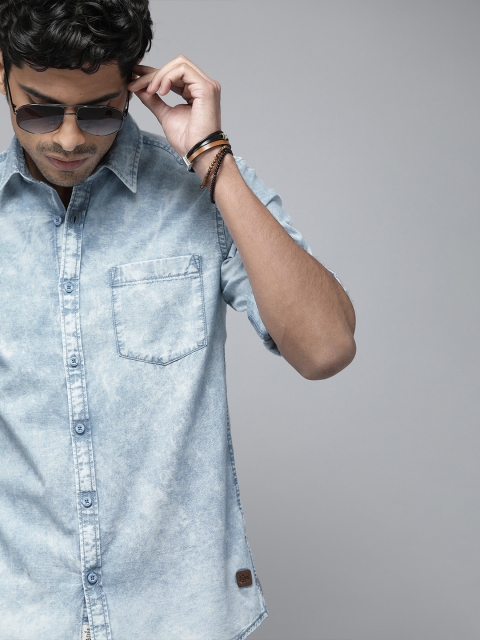 

Roadster Men Blue Regular Fit Faded Casual Denim Shirt