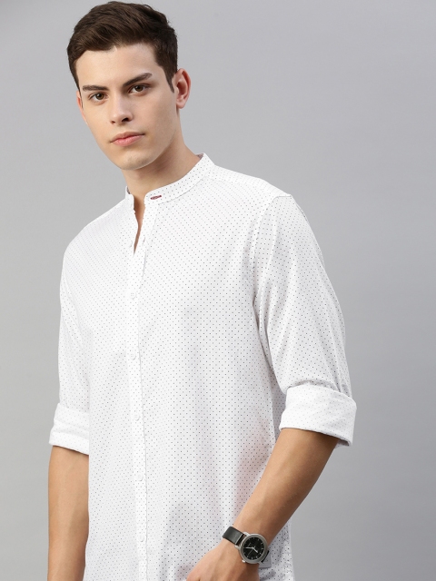 

Roadster Men White & Black Regular Fit Printed Casual Shirt