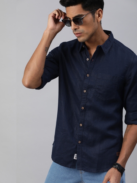 

Roadster Men Navy Blue Regular Fit Solid Casual Linen Shirt