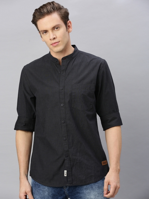 

Roadster Men Black Regular Fit Solid Casual Shirt