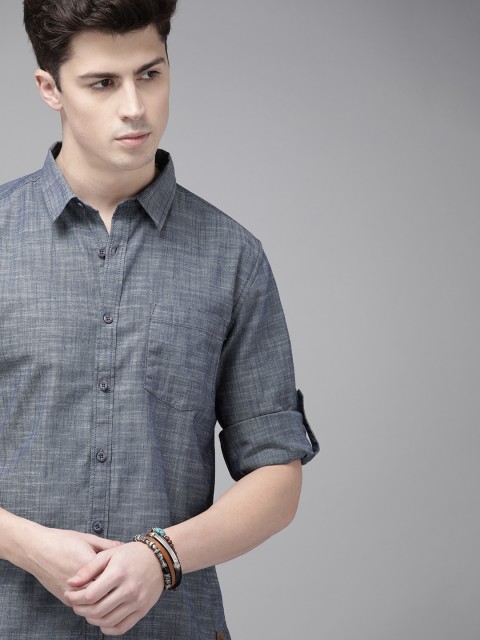 

Roadster Men Blue Regular Fit Solid Casual Shirt