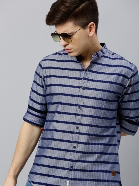 

Roadster Men Navy Blue Regular Fit Striped Casual Shirt