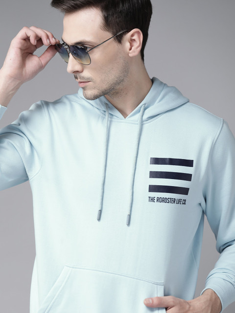 

Roadster Men Blue Solid Hooded Sweatshirt
