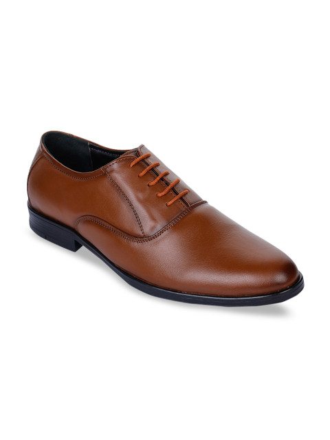 

Bruno Manetti Men Tan Brown Solid Leather Formal Oxfords