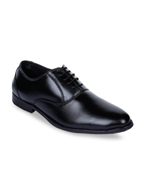 

Bruno Manetti Men Black Solid Oxfords