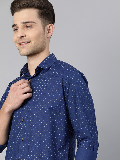 

Mast & Harbour Men Navy Blue & White Regular Fit Micro Printed Casual Shirt