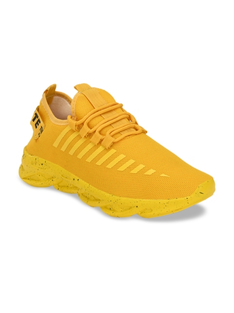 

AfroJack Men Yellow Woven Design Sneakers