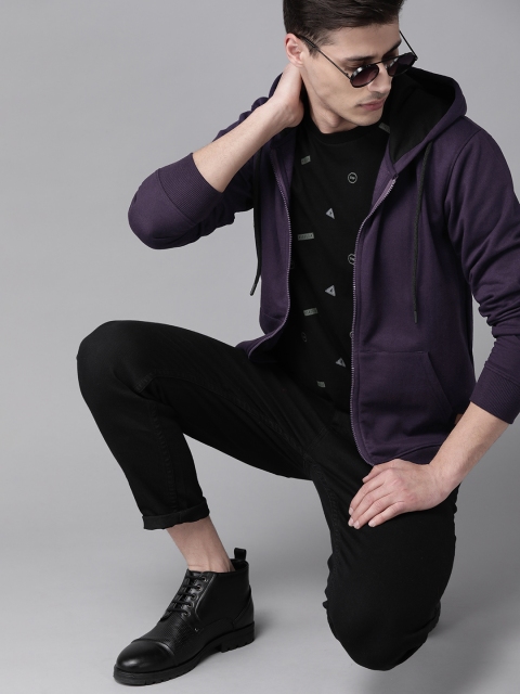 

Roadster Men Purple Solid Hooded Sweatshirt