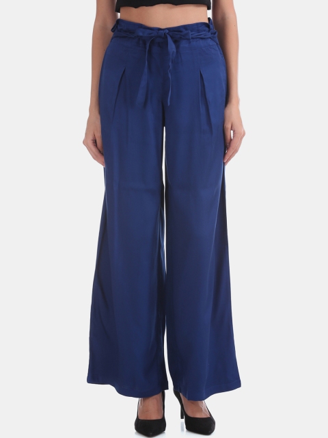 

U.S. Polo Assn. Women Women Blue Regular Fit Solid Parallel Trousers