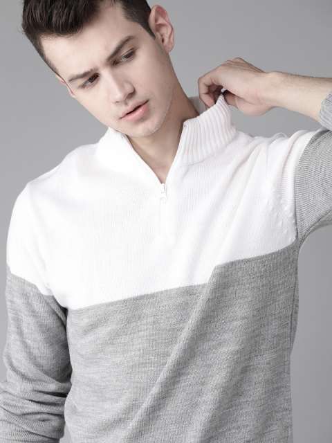 Men Grey Melange & White Colourblocked Pullover Sweater