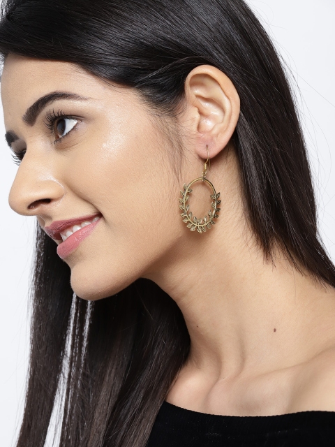 

Blueberry Gold-Plated Circular Drop Earrings