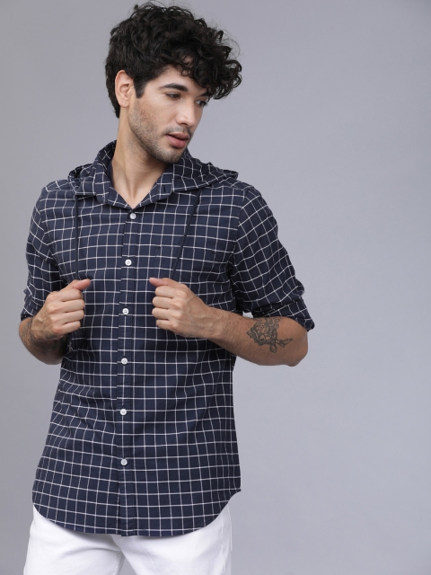 

HIGHLANDER Men Navy Blue & White Slim Fit Checked Yarn Dyed Casual Shirt