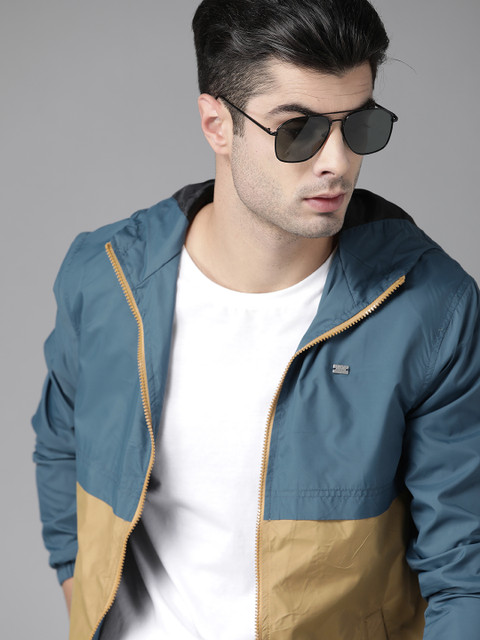 

Roadster Men Khaki & Teal Blue Colourblocked Hooded Tailored Jacket