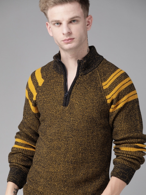 

Roadster Men Yellow & Navy Solid Pullover