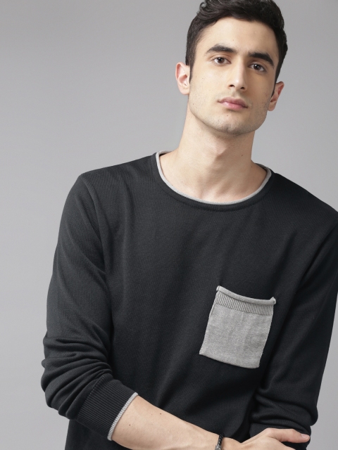 

Roadster Men Black Solid Pullover