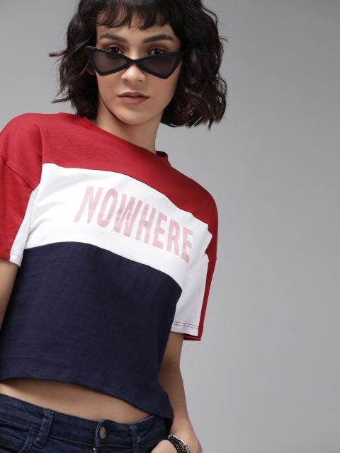 

Roadster Women Red & White Colourblocked Round Neck Cropped T-shirt with Print
