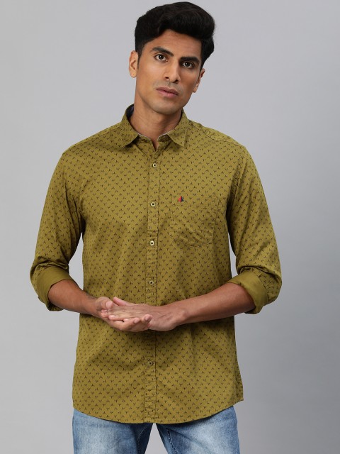 

British Club Men Khaki & Black Slim Fit Printed Casual Shirt