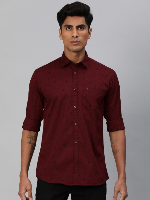 

British Club Men Maroon & Navy Blue Slim Fit Printed Casual Shirt