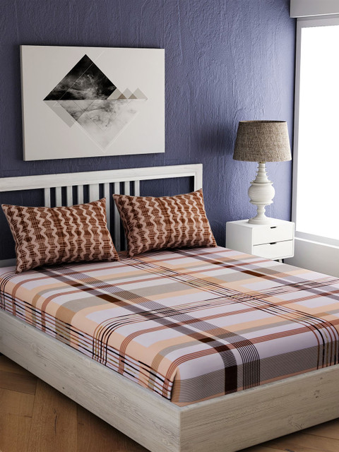 

EverHOME Brown & Off-White Geometric 144 TC Cotton 1 Queen Bedsheet with 2 Pillow Covers