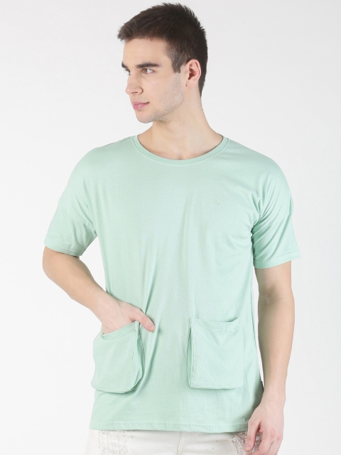 

Blue Saint Men Sea Green Solid Round Neck T-shirt