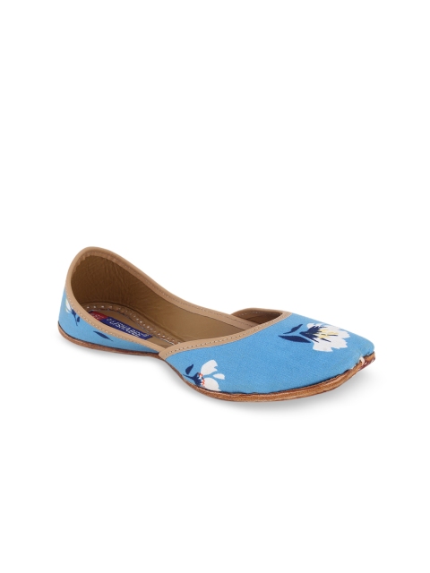 

MSC Women Blue Printed Leather Mojaris