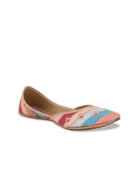 

MSC Women Multicoloured Colourblocked Leather Mojaris, Multi