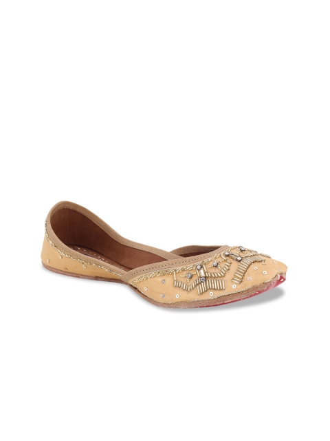 

MSC Women Beige Embellished Leather Mojaris