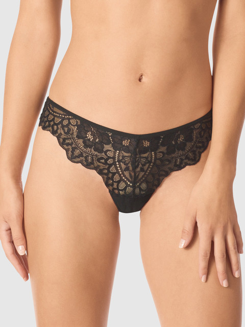 

La Senza Women Black Lace Thongs 11161677-03YZ