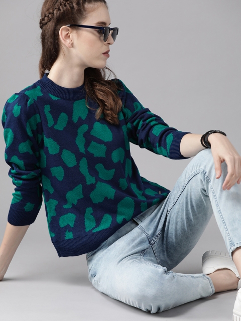 

Roadster Women Navy Blue & Green Abstract Self Design Pullover Sweater