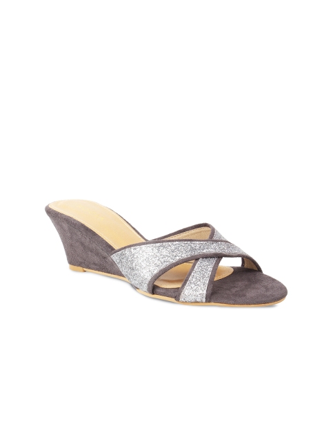 

Rocia Women Silver-Toned Glitter Wedges