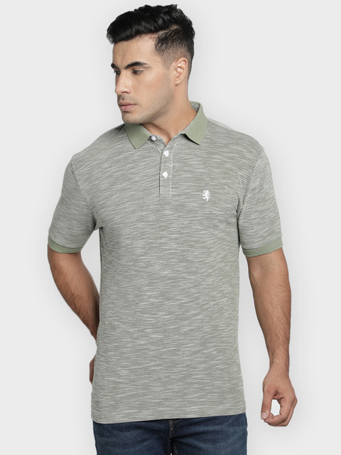 

Red Tape Men Green Solid Polo Collar T-shirt