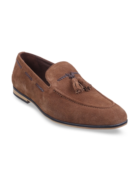 

Metro Men Tan Brown Textured Leather Formal Loafers