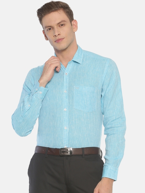 

Linen Club Men Blue Linen Regular Fit Self Design Semiformal Shirt