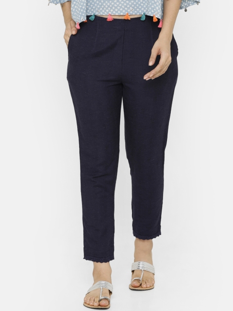 

De Moza Women Navy Blue Tapered Fit Solid Cropped Cigarette Trousers