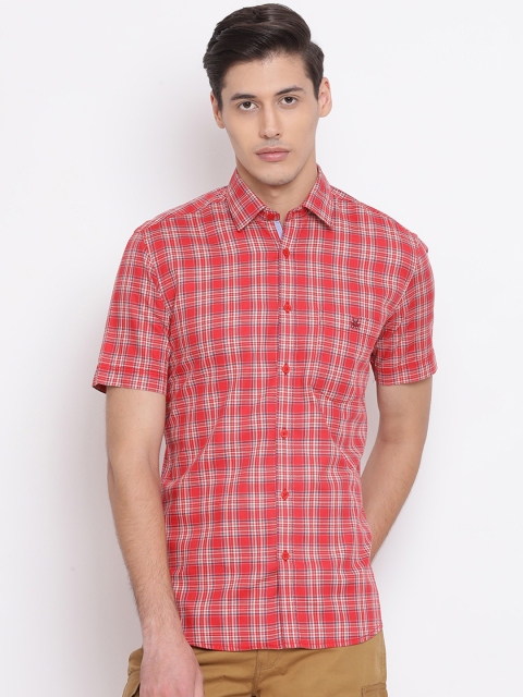 

Crimsoune Club Men Red & White Slim Fit Checked Casual Shirt