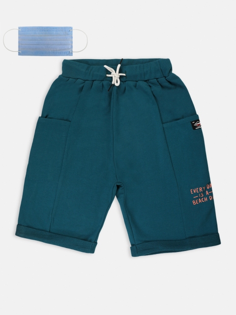 

Lil Tomatoes Boys Green Solid Regular Fit Shorts