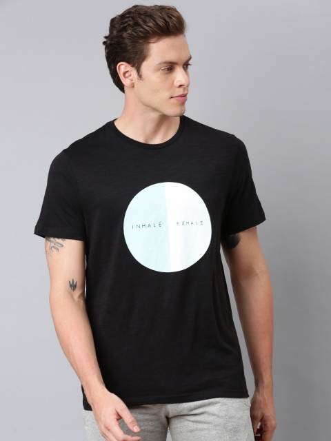 

HRX by Hrithik Roshan Men Black Printed Bio-Wash Yoga Tshirt