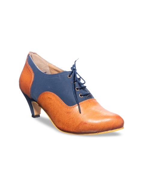 

Khadims Women Navy Blue & Tan Colourblocked Pumps